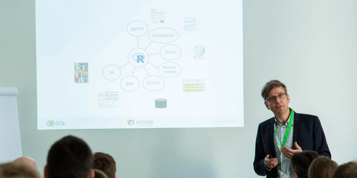 Vortrag-Oliver-Bracht Präsentation von eoda Chief Data Scientist Oliver Bracht auf der EXASOL Xperience 2016. ©Markus Köller, www.die-lounge.com